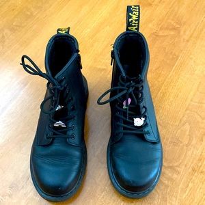 Kids Doc/Dr. Martin boots